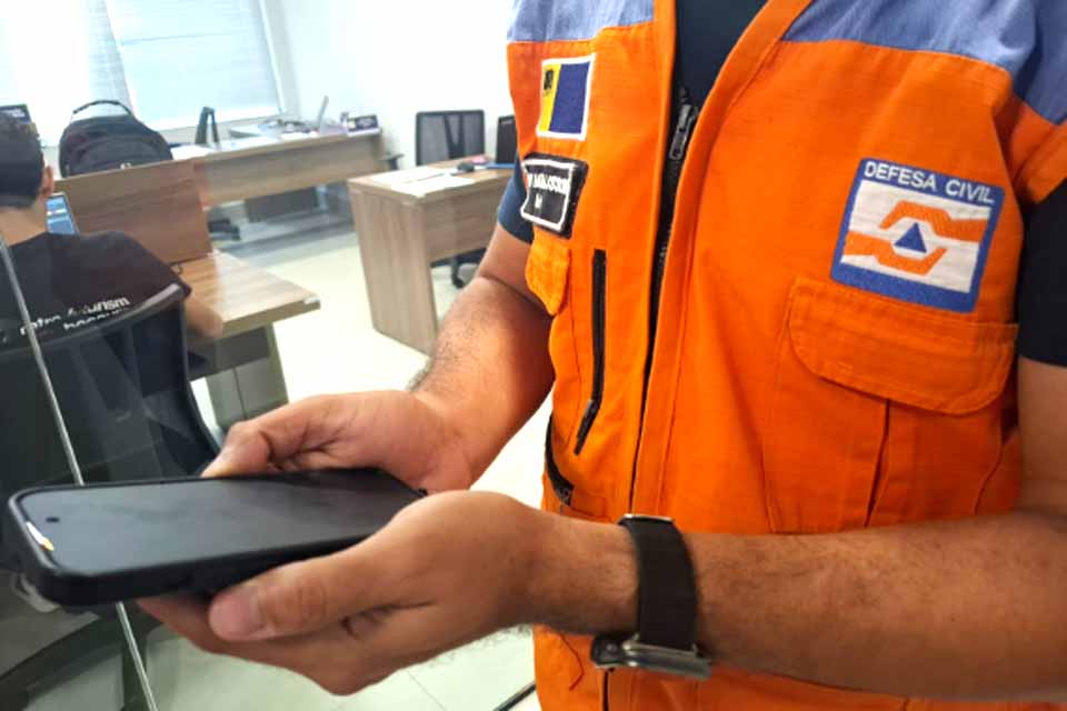 Porto Velho recebe primeiro alerta do novo sistema de Defesa Civil; celulares receberam mensagem de alerta e sinal sonoro