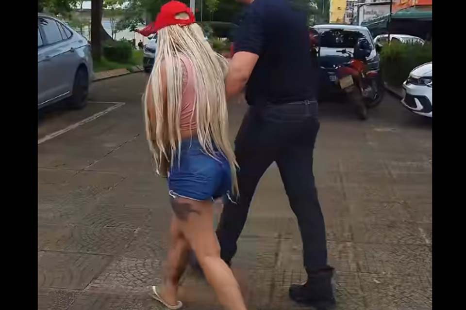 Polícia Civil prende mulher acusada de matar homem com sete tiros
