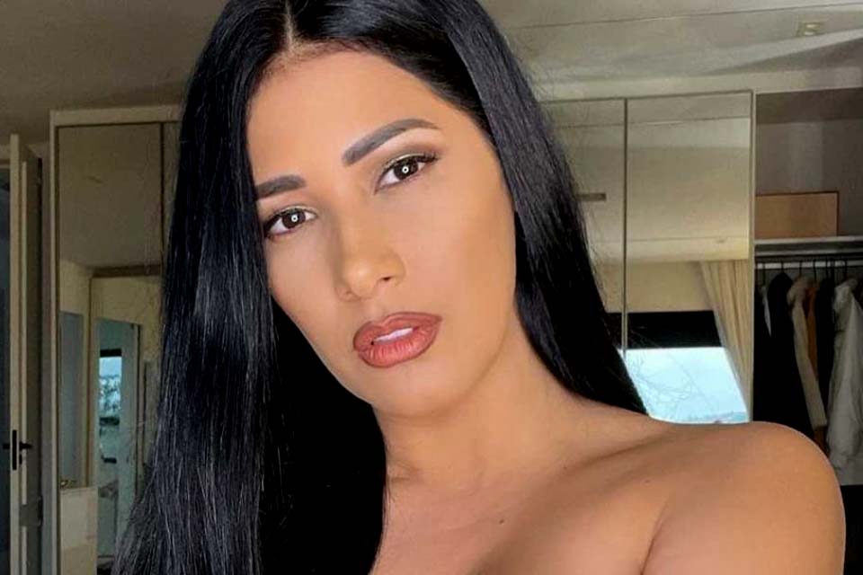 Simaria proíbe familiares de entrarem em seu condomínio, diz colunista