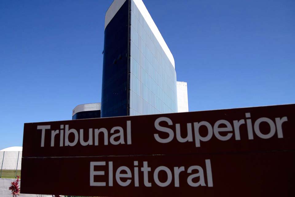 TSE faz testes preparatórios para segundo turno das eleições