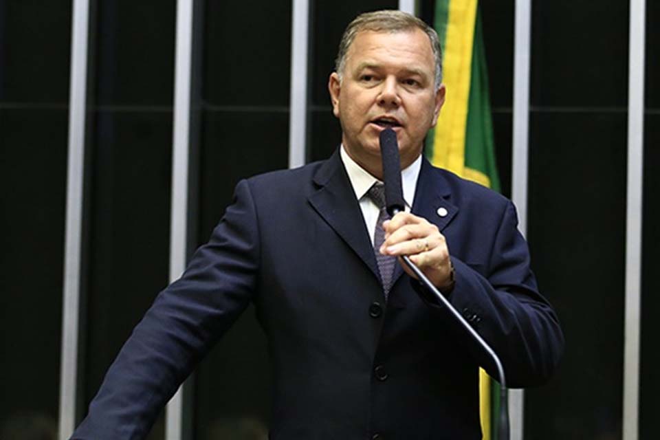 Lúcio Mosquini e Prefeitura de Jaru encaminham R$ 16 milhões para pavimentação asfáltica