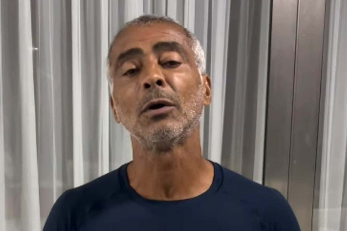 Romário reage após críticas na Copa: “Como vou ser triste?”