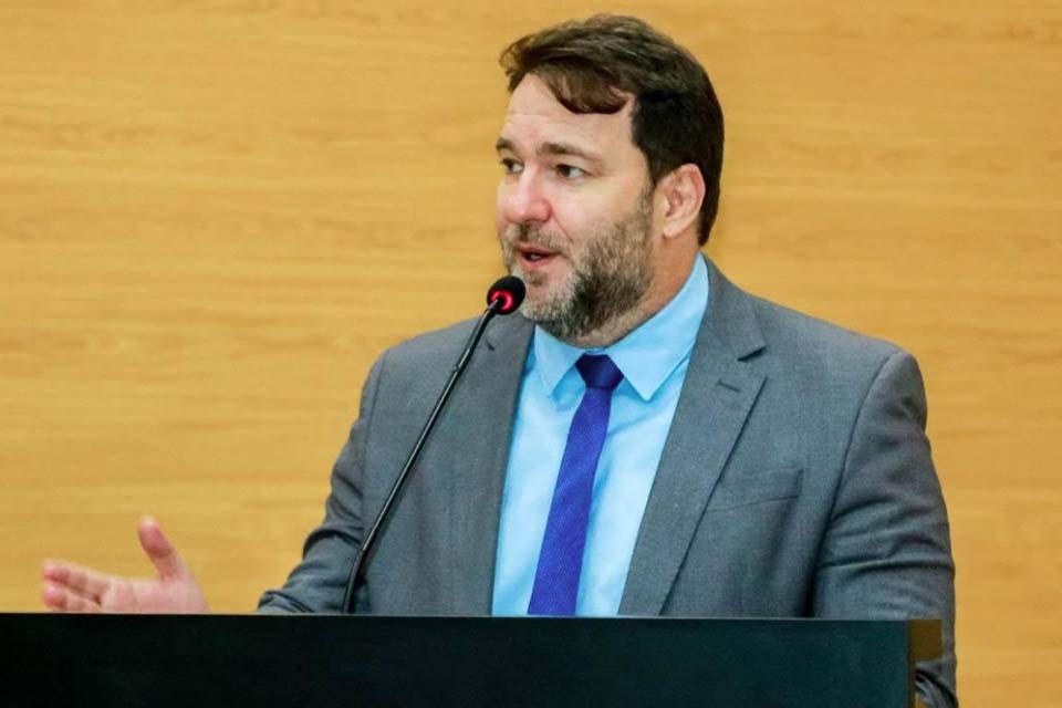 Deputado Alex Redano cobra medidas urgentes para minimizar impactos da interdição da BR-425, no Igarapé Arara
