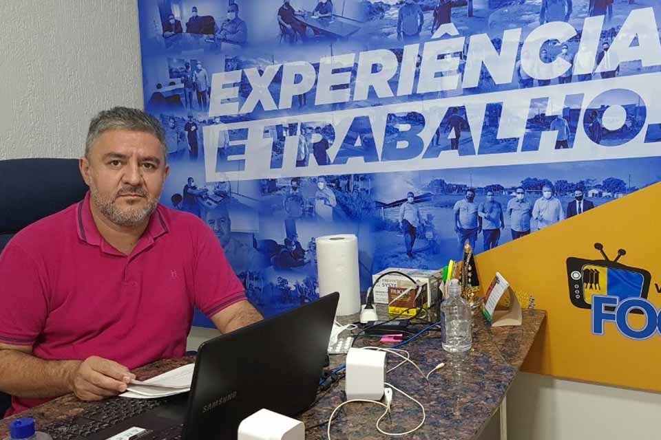 MAIS R$ 1.520,00: Vereador Fogaça destaca luta dos professores para o recebimento do rateio do Fundeb