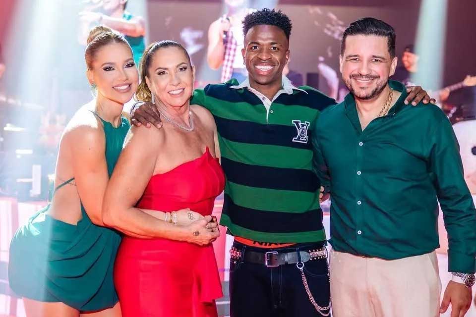 Namorado da mãe de Virginia reage a comentário sobre Vini Jr.: “corno”