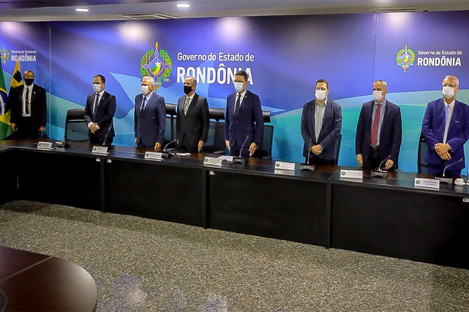 Em solenidade com ministro, presidente Alex Redano destaca a importância do setor mineral para Rondônia
