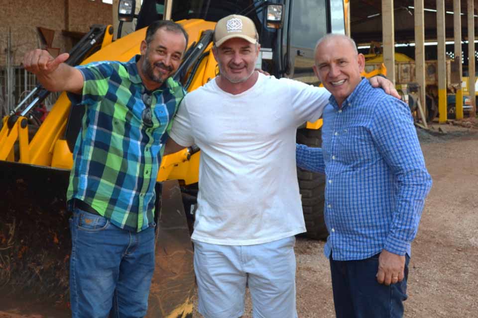 Ezequiel Neiva confirma recurso para bloqueteamento de ruas em Alta Floresta do Oeste