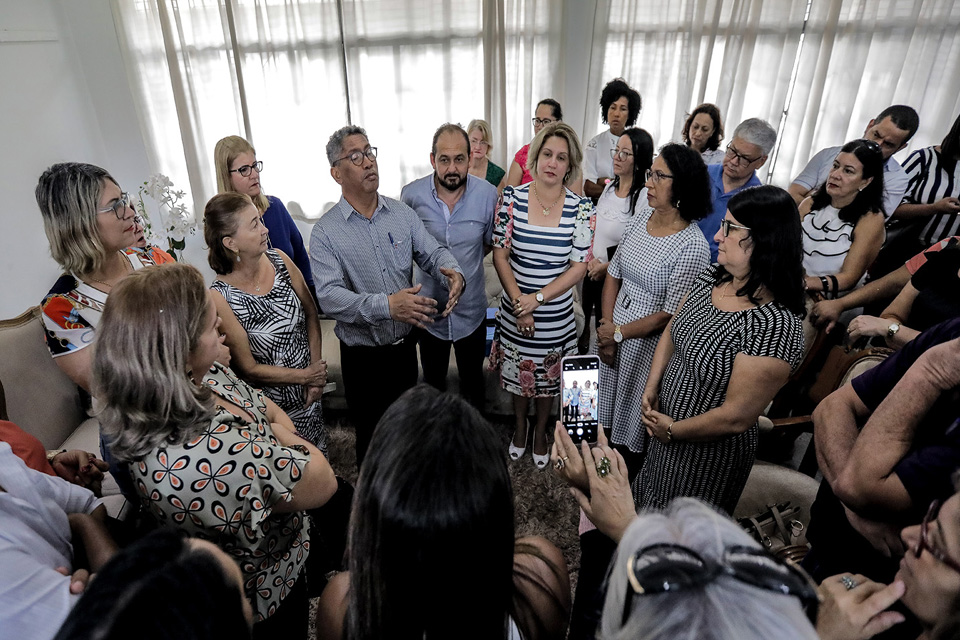 Laerte Gomes promove encontro de diretores de escolas com secretário da Educação