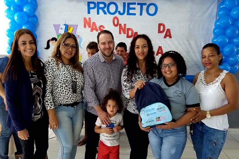 Deputado Alex Redano assegura material para a educação infantil em Ariquemes