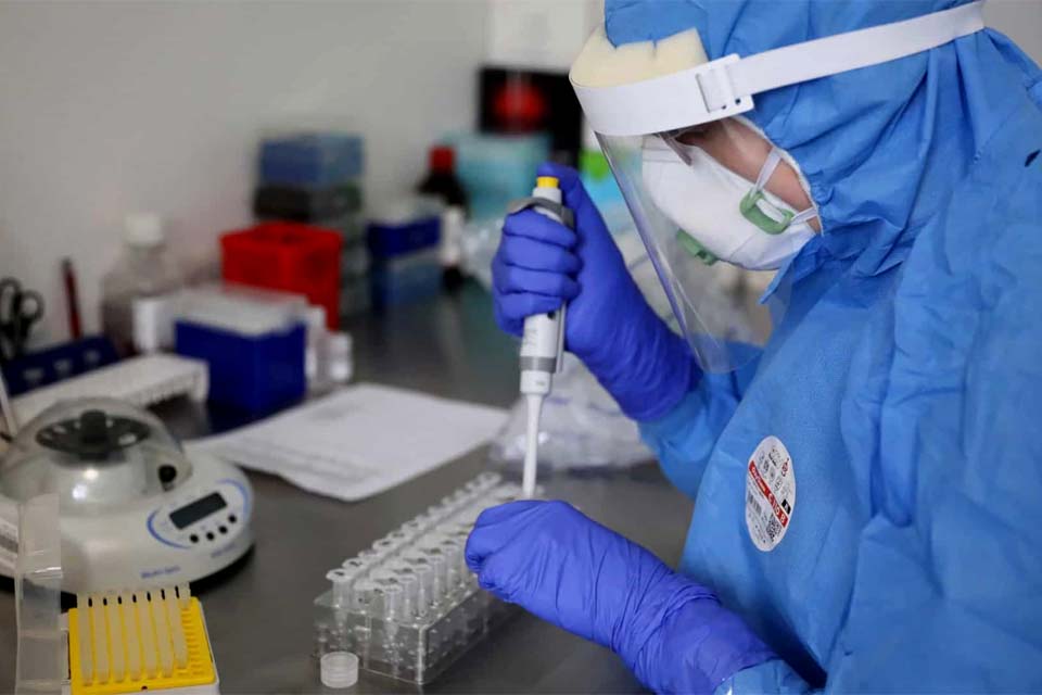 Números de infectados no mundo ultrapassa os 4,5 milhões e 307 mil mortos 