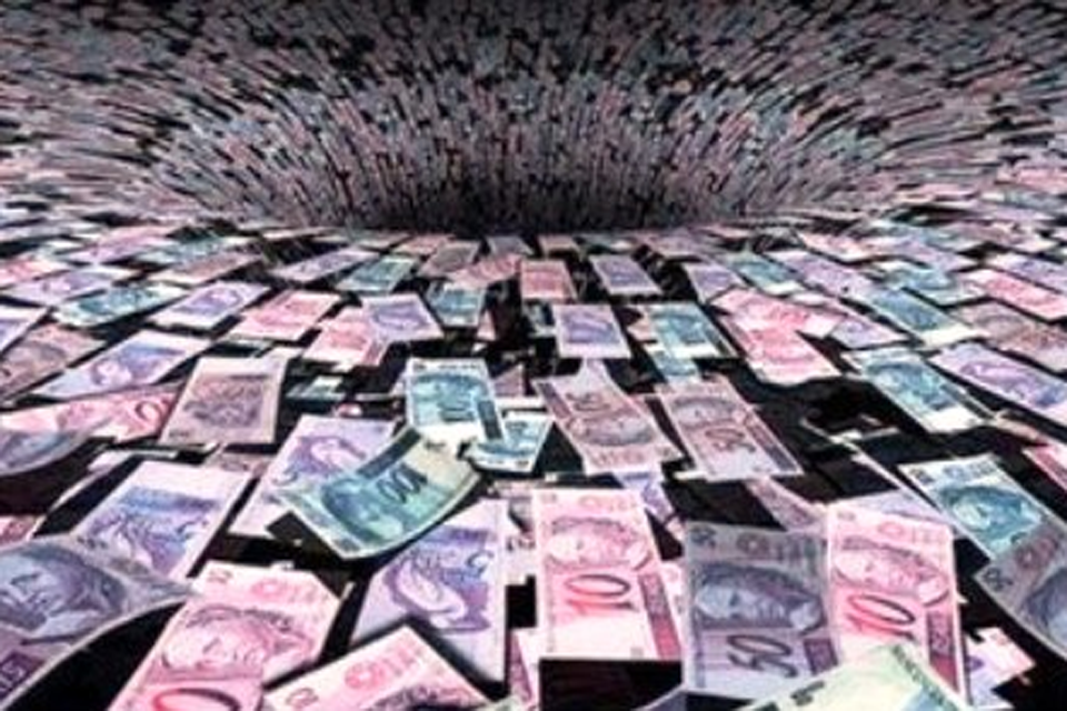 FUNDEB é imprescindível; Puxa-saquismo político; Projeto de lei com aumento de alíquota para cobrir o rombo do Iperon