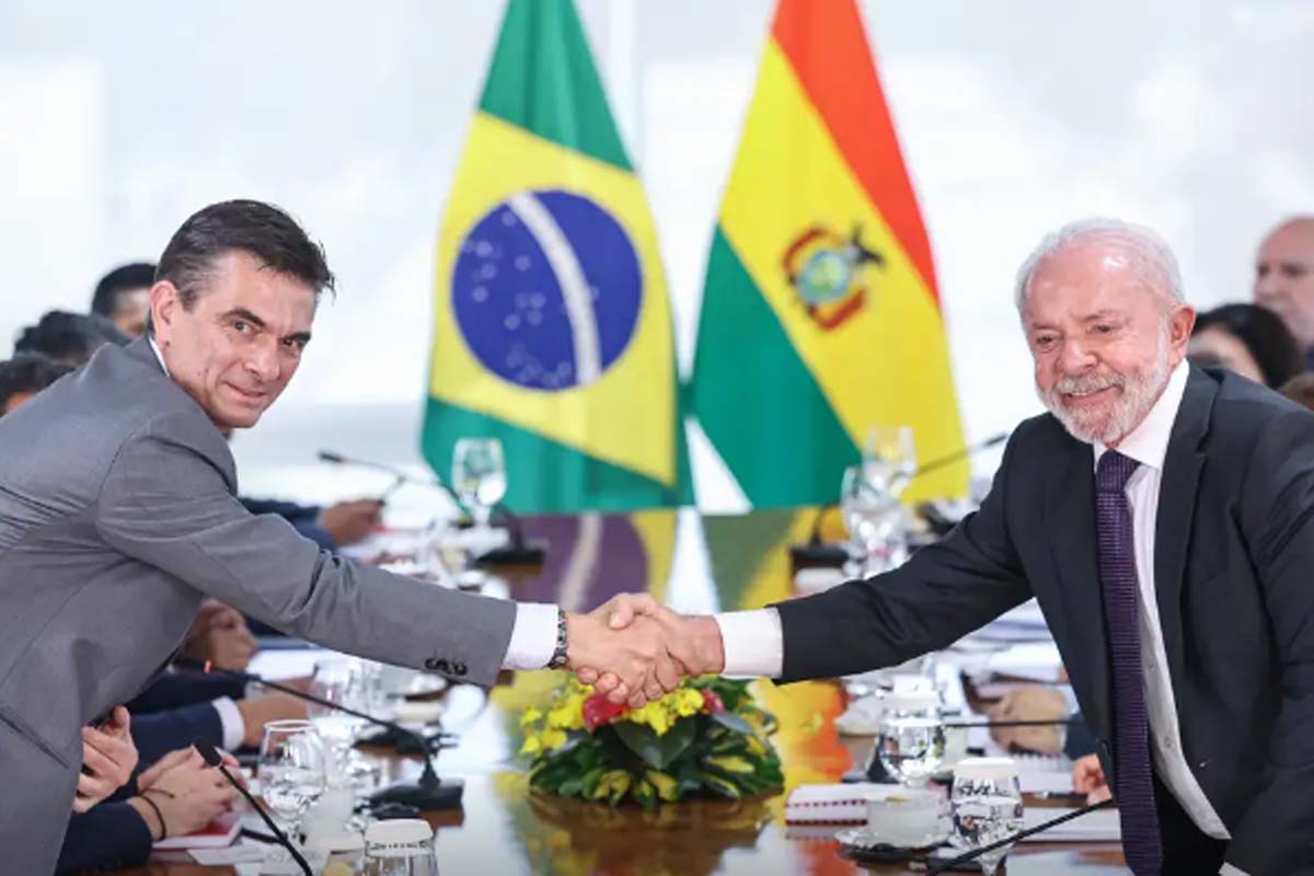 Brasil quer aumentar produção e importação de gás da Bolívia