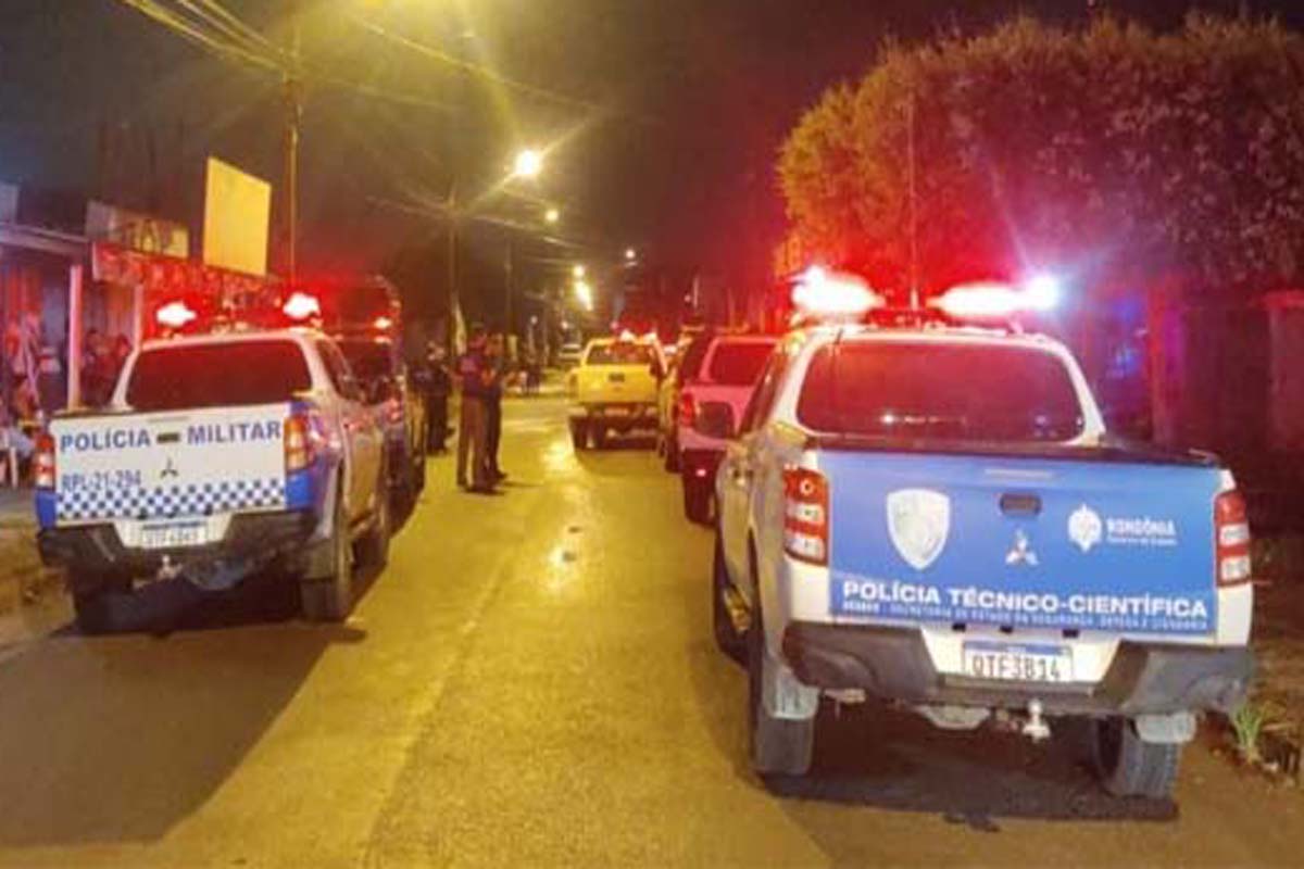 Mandado por tráfico termina com apreensão de revólver e munições durante operação