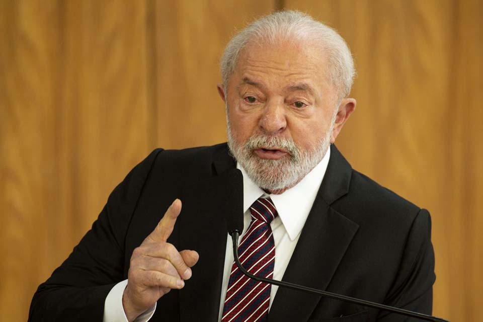 Presidente Lula se reúne com presidentes sul-americanos em Brasília