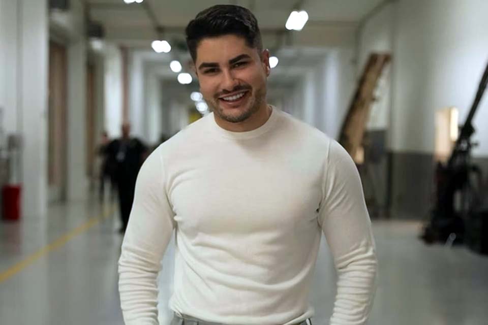 Lucas Souza fala sobre o apoio recebido após se assumir bissexual