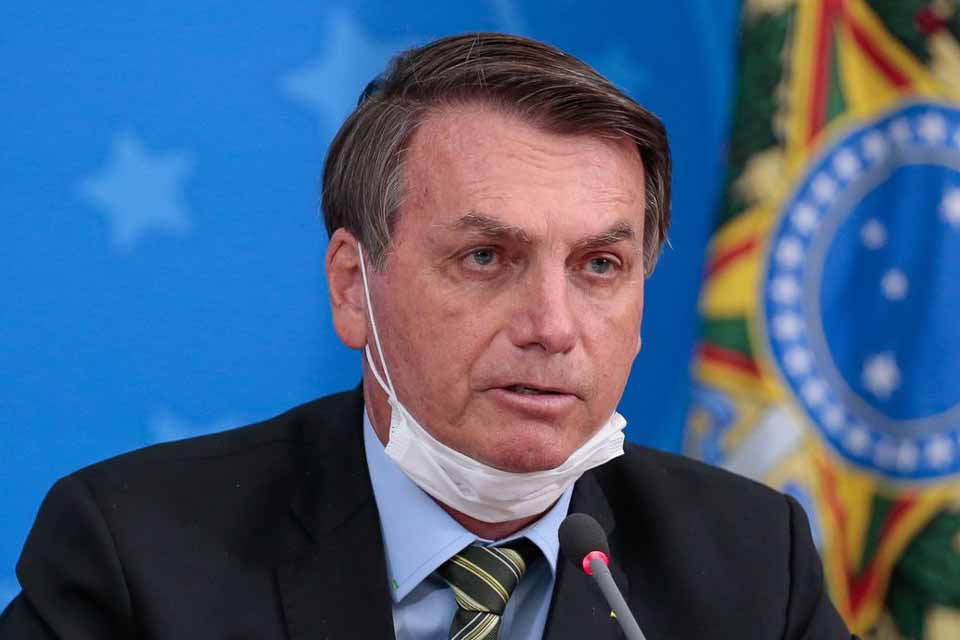 Bolsonaro ironiza CPI da Pandemia: “Vou sugerir investigar leite condensado”