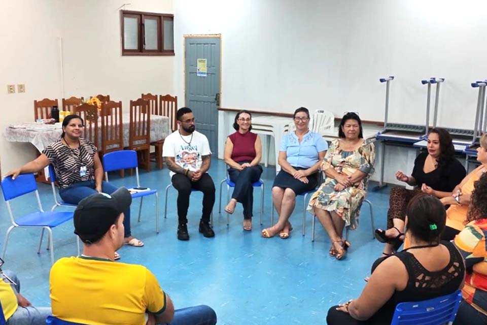  Semed de Pimenta Bueno realiza a primeira roda de conversa paraimplementação de espaço de escuta