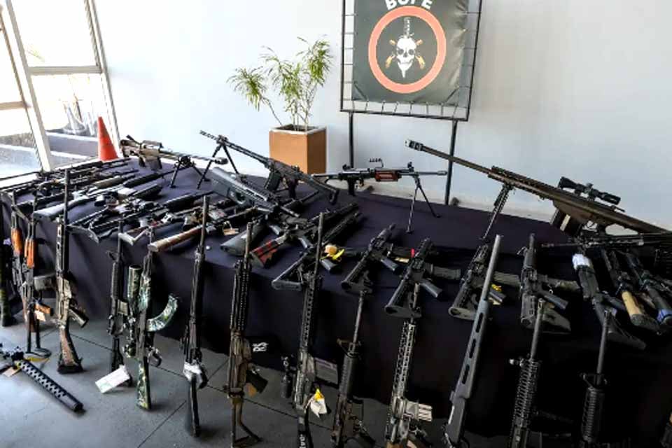 Polícia do Rio prende 12 pessoas em operação contra Comando Vermelho