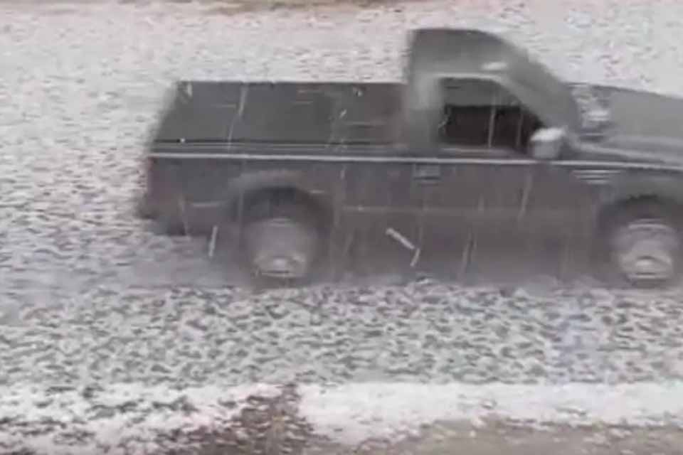 Queda de granizo atinge mais de 34 mil pessoas em Erechim