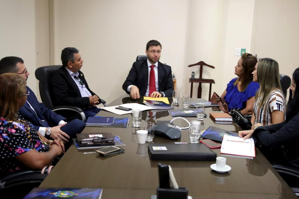 Undime-RO convida TCE para encontro estadual que realizará em março