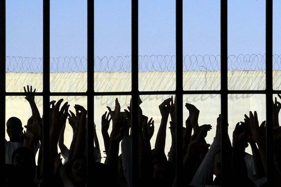 Banco de perfil genético tem mais de 17 mil presos cadastrados