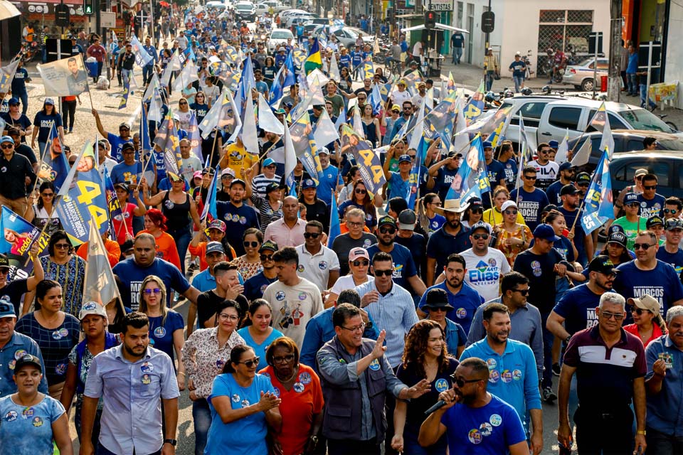 Coronel Marcos Rocha realiza grande carreata em Porto Velho no último dia de campanha