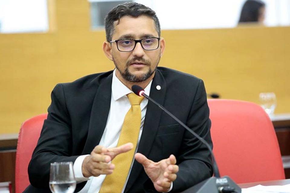 Polícia Militar de Calama e demais distritos do Baixo Madeira necessitam de barco viatura