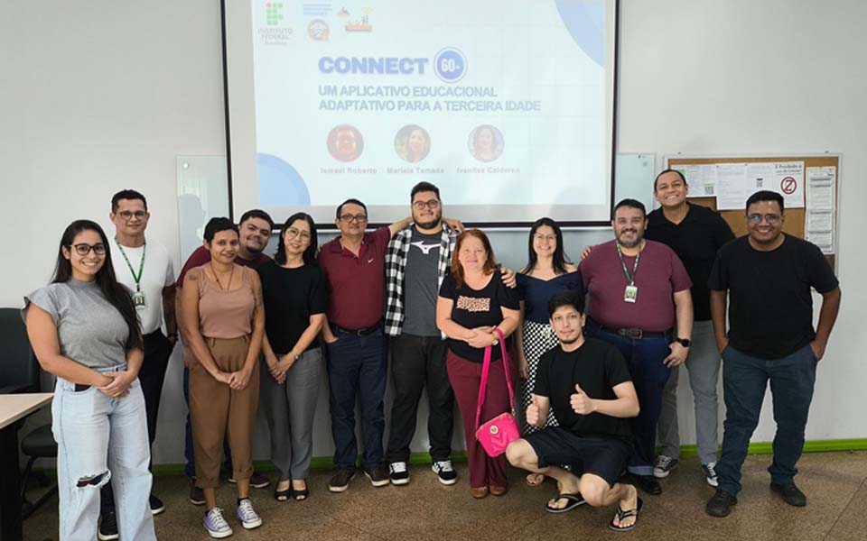 Estudante do Campus Zona Norte desenvolve aplicativo educacional adaptativo voltado à terceira idade