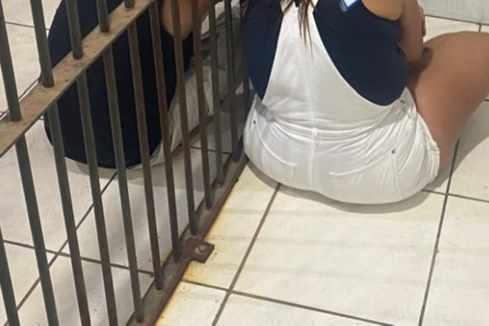 Casal é preso com chaves micha e duas motos furtadas na zona leste