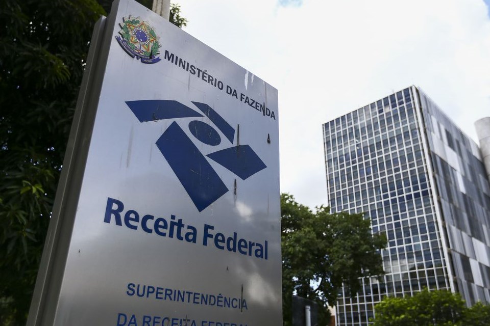 Receita muda prazo para apresentação de Escrituração Contábil Fiscal