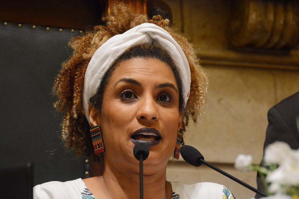 Juristas defendem acesso da família a provas no caso Marielle 