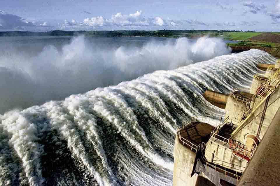 AGU garante continuidade do processo de licenciamento ambiental de hidrelétrica em Rondônia