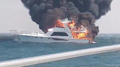 Família é resgatada após barco pegar fogo e explodir 
