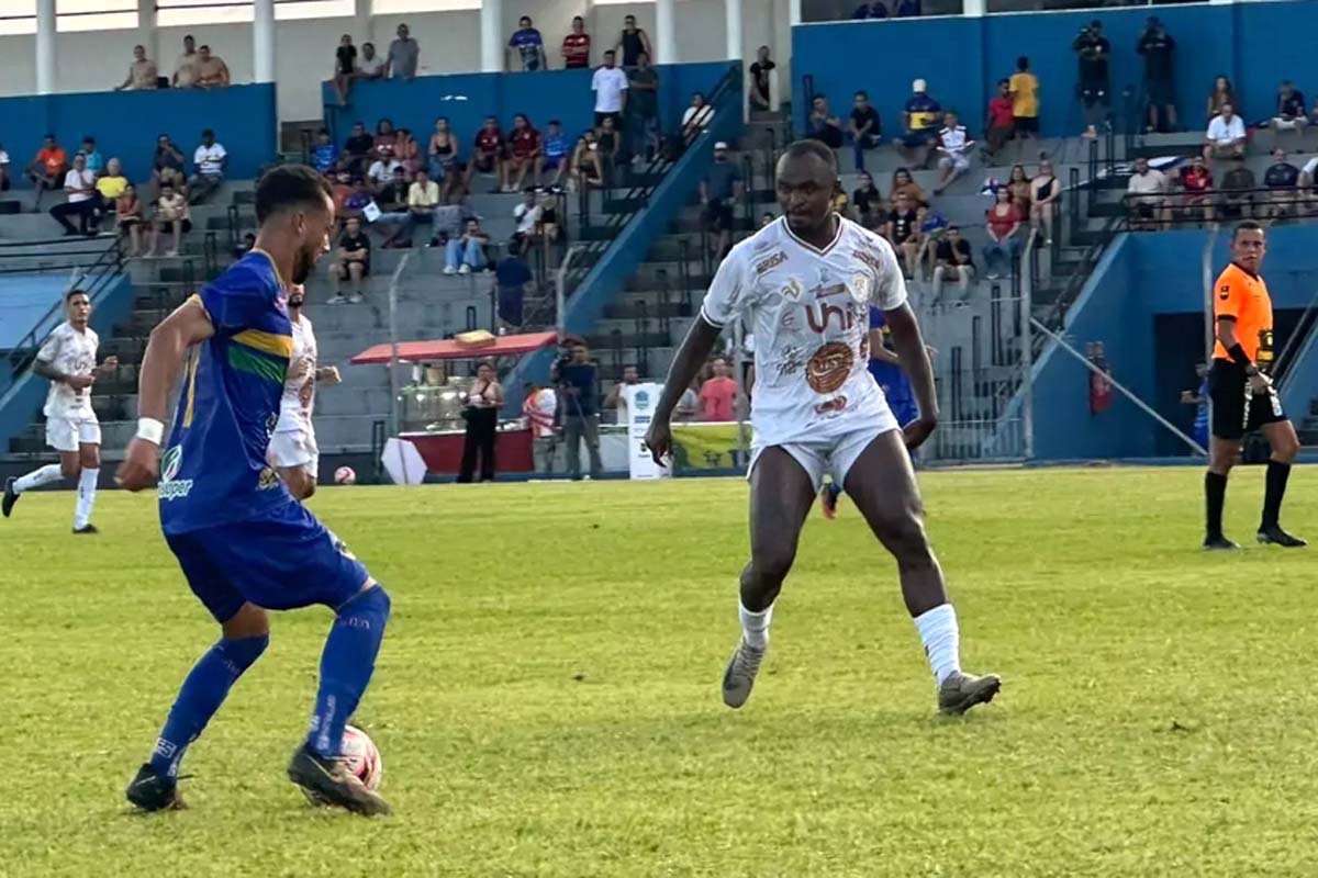 Ji-Paraná arranca empate contra o Rondoniense na semifinal do Campeonato Rondoniense
