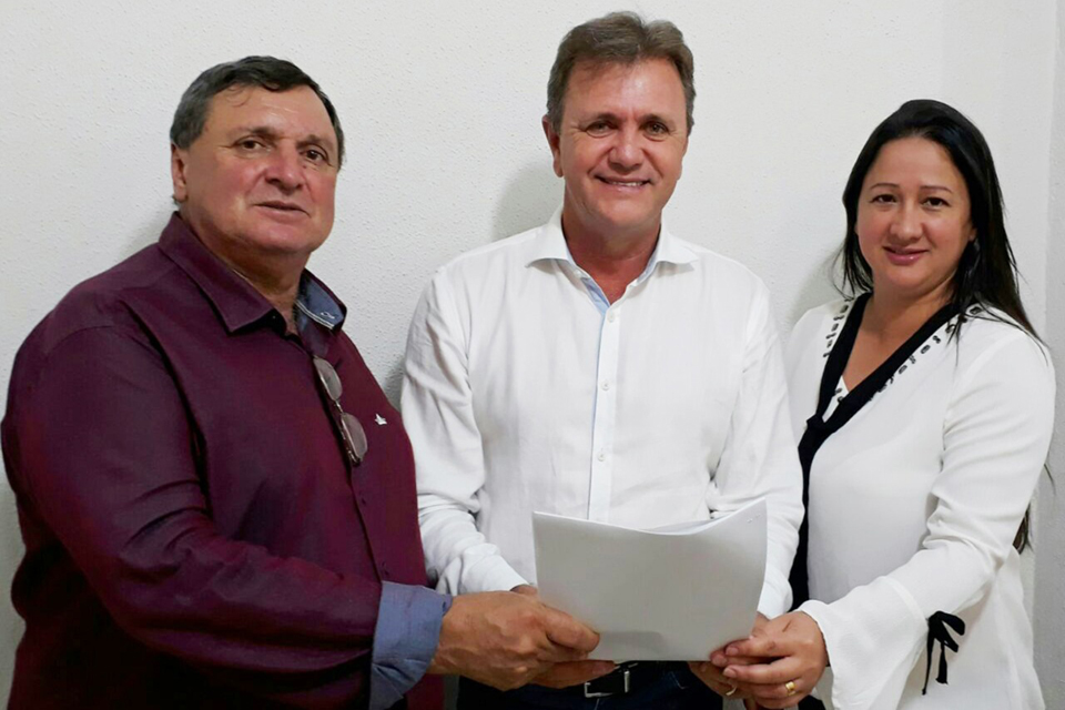 Emenda Parlamentar do deputado Luizinho Goebel garante construção de Praça em Pimenteiras