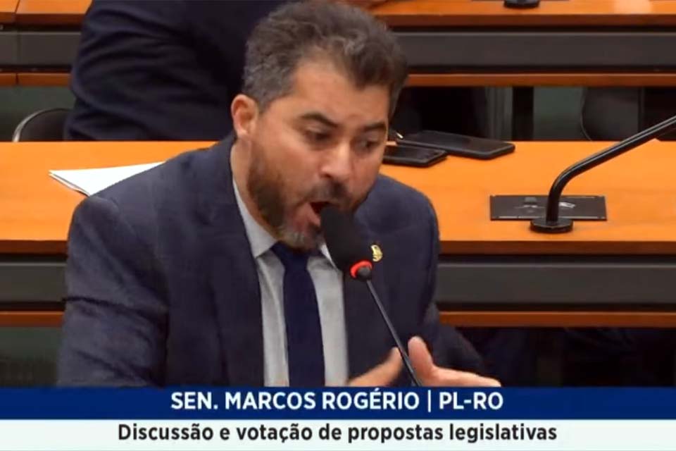 Marcos Rogério vota contra a PEC que pode garantir Bolsa-Família de R$ 600, mas matéria foi aprovada no Senado Federal