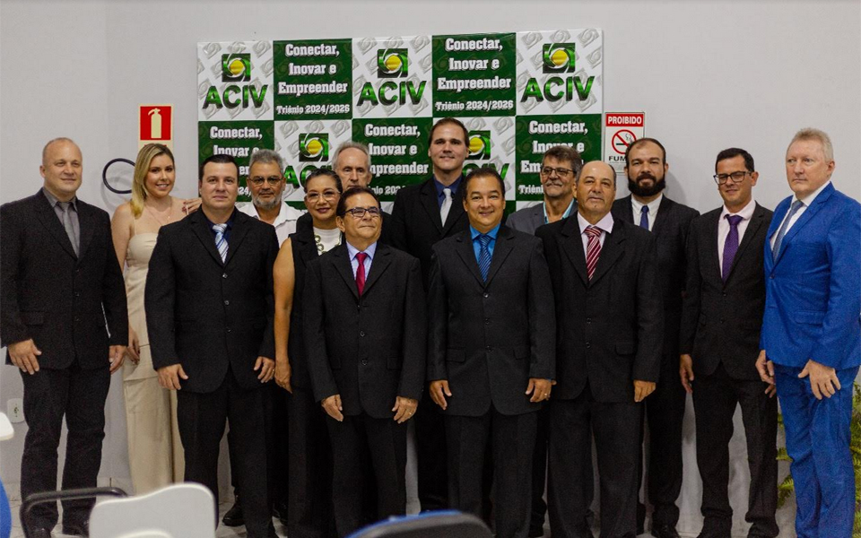 FACER parabeniza nova diretoria da ACIV em Vilhena