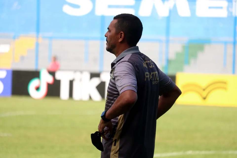 Evandro Guimarães é o novo treinador do União Cacoalense