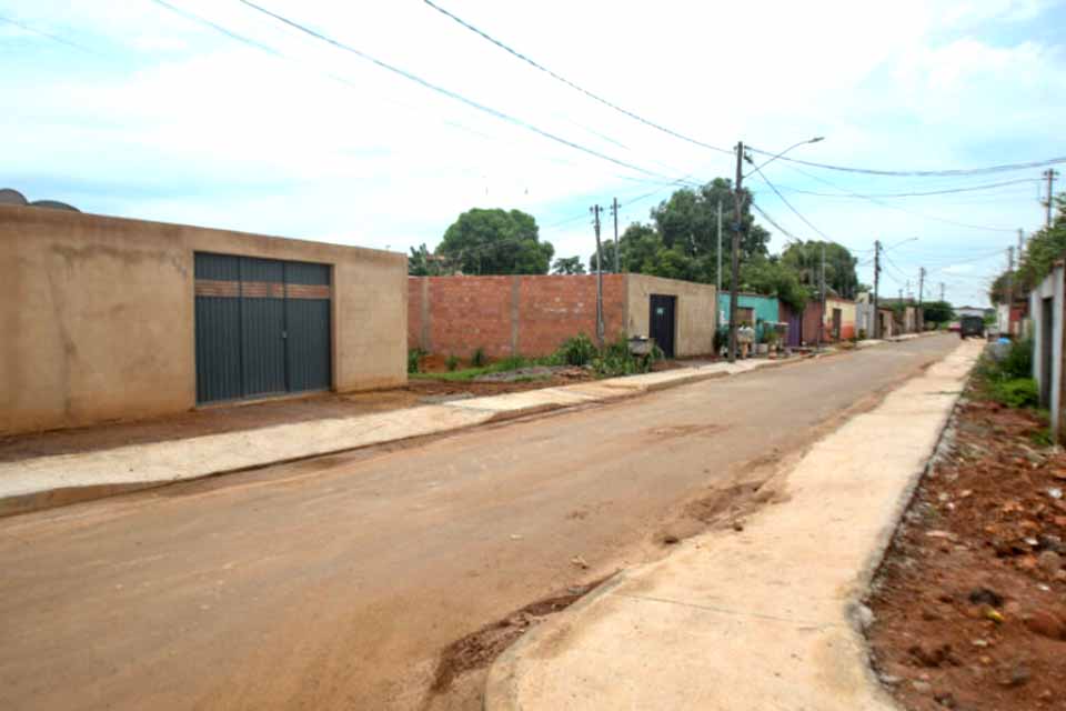 Pavimentação de 30 ruas no Bairro Três Marias, em Porto Velho, impulsiona desenvolvimento e fortalece segurança viária