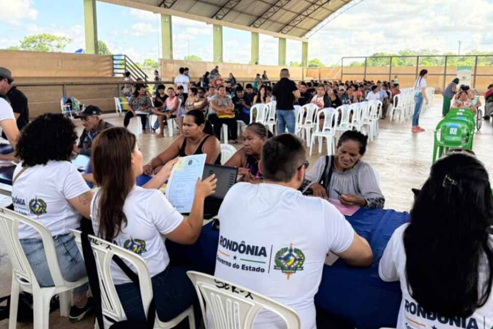 Novo Horizonte recebe mais uma edição do programa estadual que leva serviços essenciais gratuitos à população