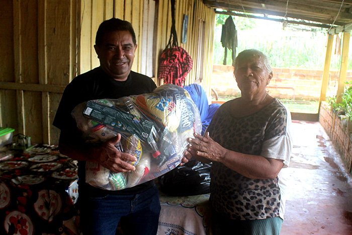 SEEB-RO doa mais de 300 quilos de alimentos em Porto Velho