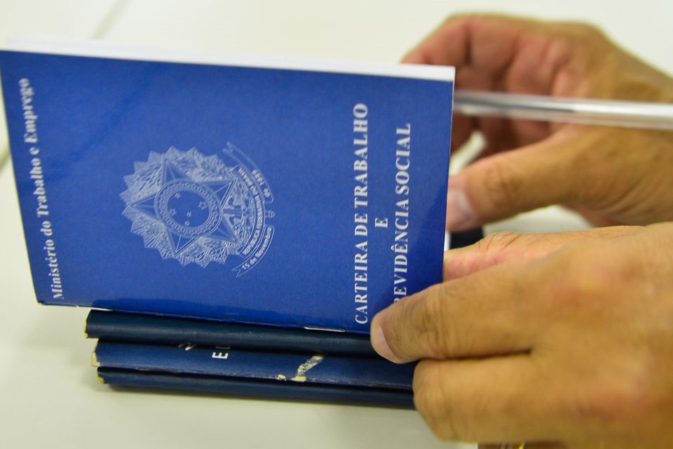 Junho registra mais de 653 mil pedidos de seguro-desemprego