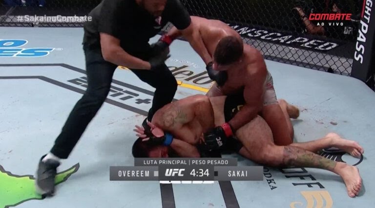 VÍDEO - Em luta sangrenta, Alistair Overeem derrota Augusto Sakai por nocaute técnico no UFC Las Vegas; Melhores Momentos