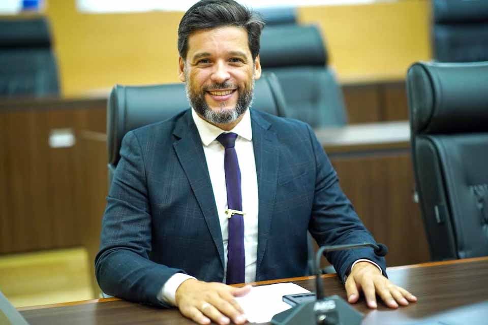 Deputado Delegado Camargo solicita inclusão de Vale do Anari e demais municípios no programa “Tchau Poeira”