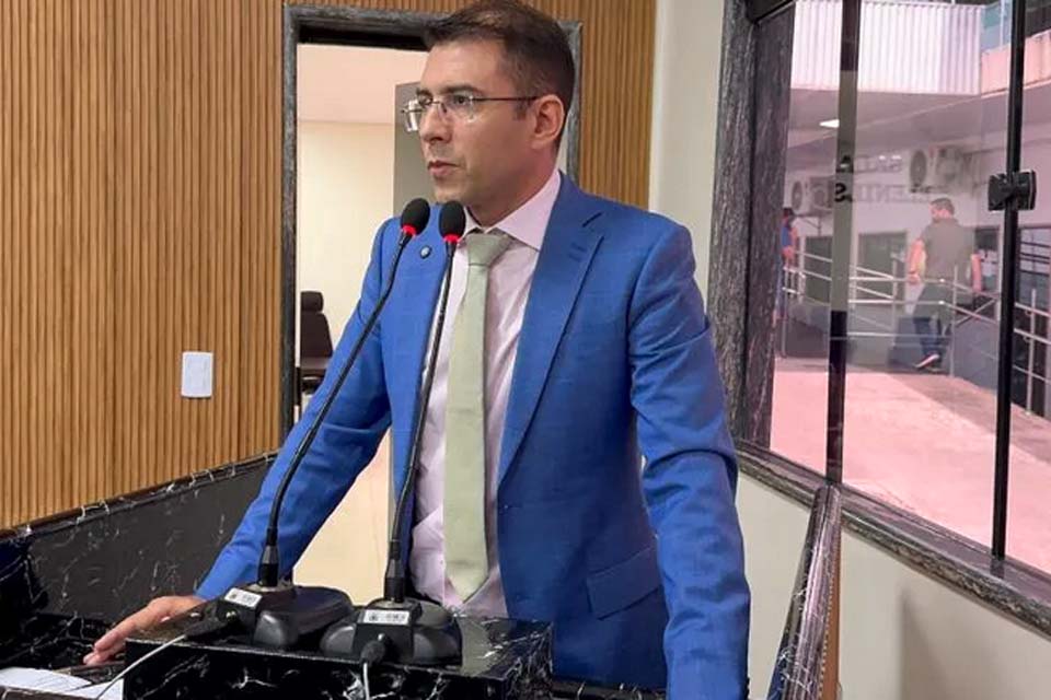 Vereador Pedro Geovar solicita pavimentação da Rua América do Sul, no bairro Três Marias