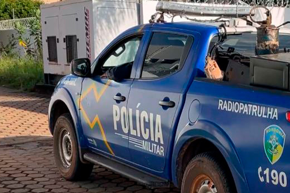 Homem é atacado com golpes de chicote após cobrar serviço de limpeza