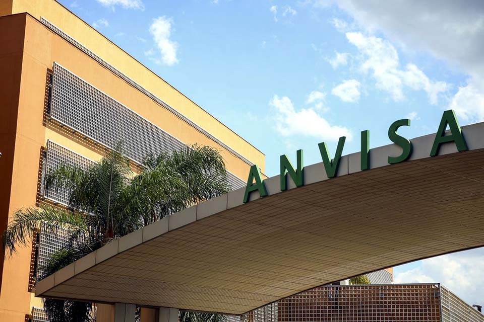 Anvisa recebe o primeiro pedido de vacina contra covid recombinante