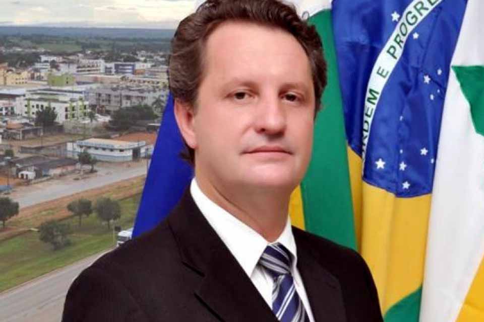 Justiça Eleitoral condena ex-prefeito de Vilhena por falsidade ideológica, lavagem de dinheiro e corrupção