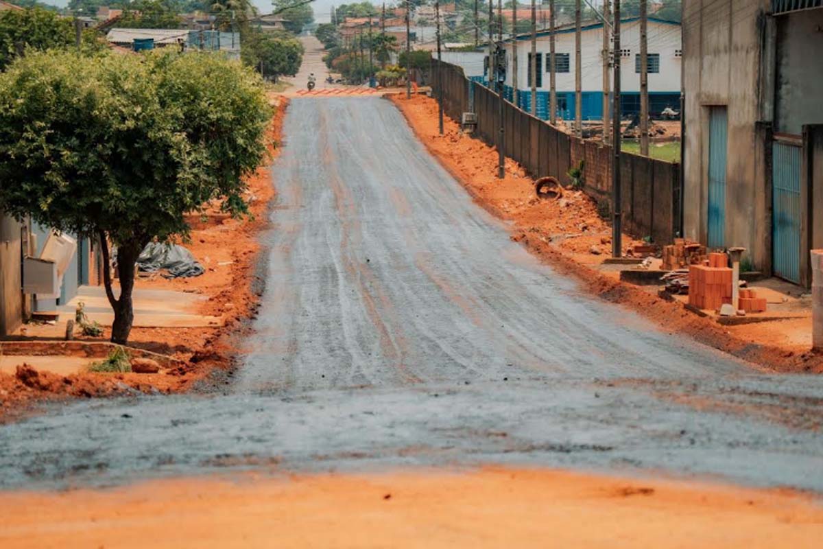 Prefeitura finaliza pavimentação asfáltica da rua Euclides da Cunha, entre as avenidas Marechal Rondon e Rio de Janeiro