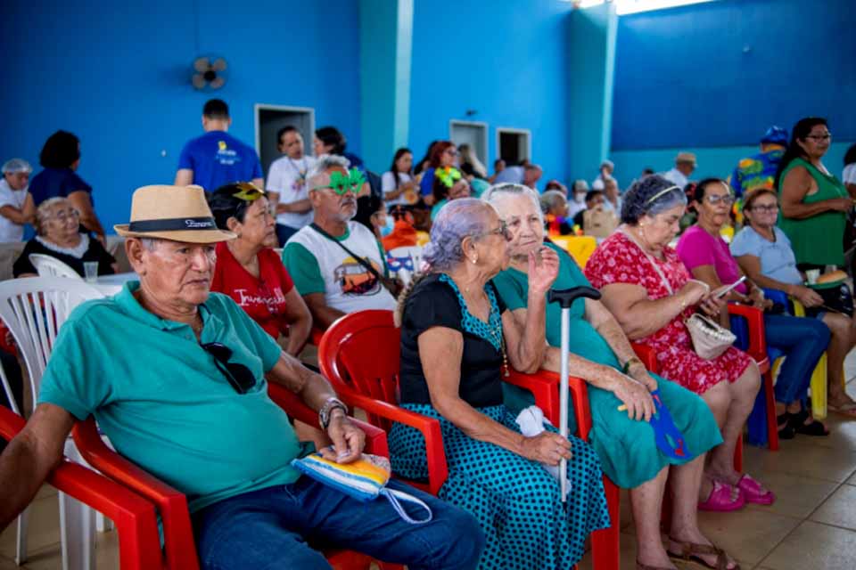 Prefeitura de Porto Velho promove ação de conscientização sobre a violência contra a pessoa idosa